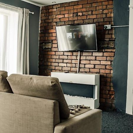 Dealhouse Apartments 10 ฮัดเดอร์สฟิลด์ ภายนอก รูปภาพ